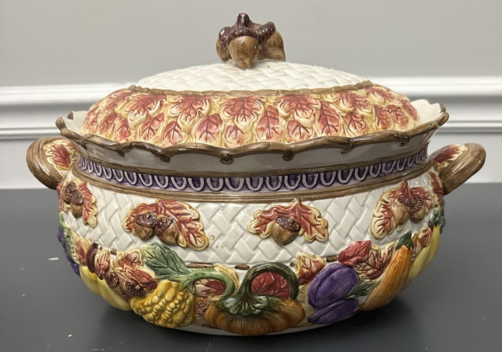 Fitz and Floyd Omnibus Harvest Fruit Tureen Lidded Soup 3.75 Qt 1995 Autumn